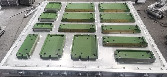 EPS Mold làm cho hộp nối điện Injection Mold Customized Mold